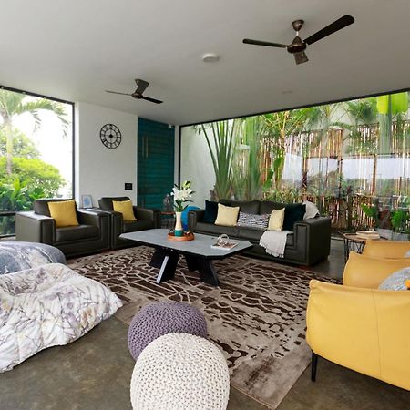 Open House By Stayvista - Nestled In Nature, Featuring A Swimming Pool & Expansive Lawn For A Serene Retreat Shikrapur Экстерьер фото
