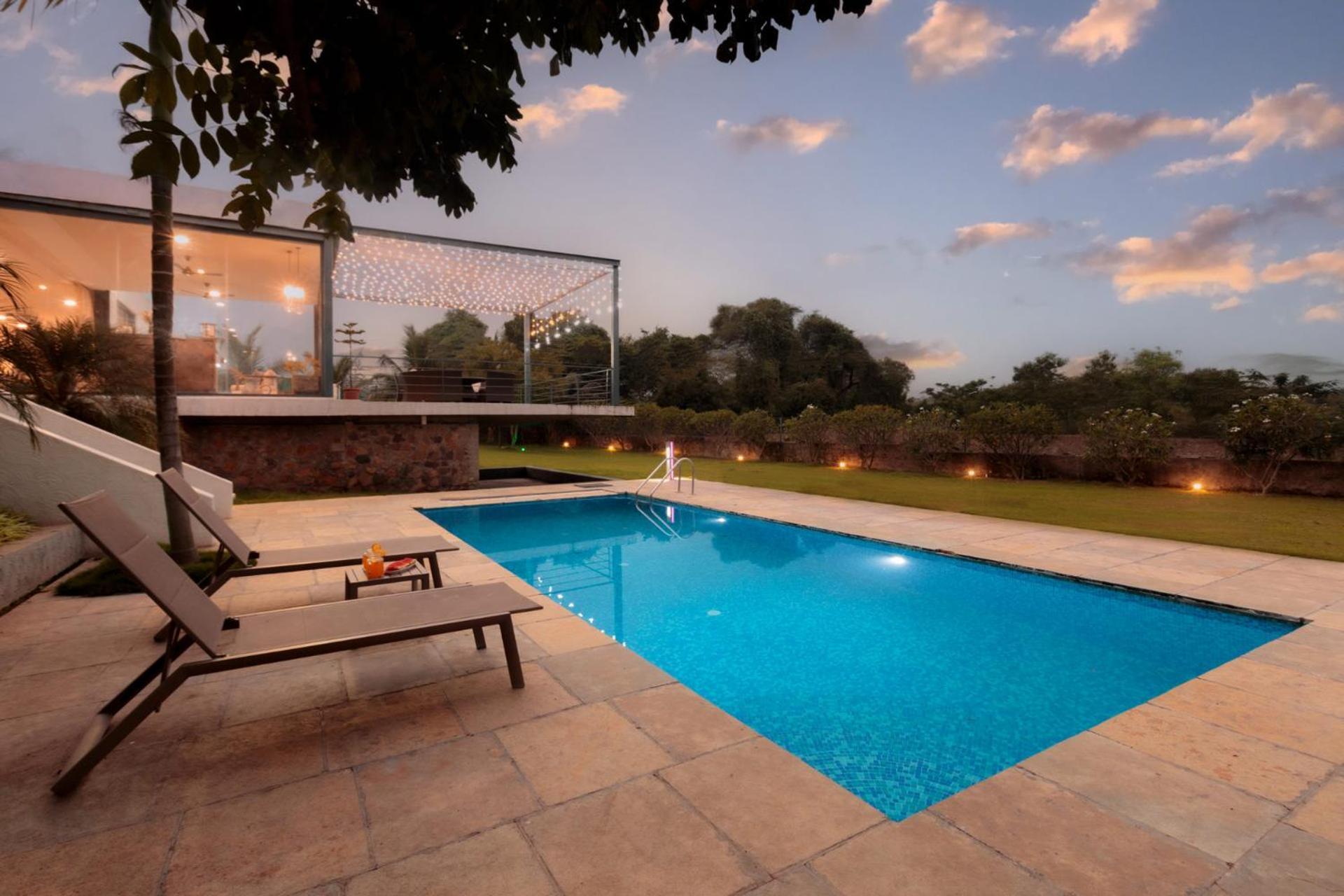 Open House By Stayvista - Nestled In Nature, Featuring A Swimming Pool & Expansive Lawn For A Serene Retreat Shikrapur Экстерьер фото