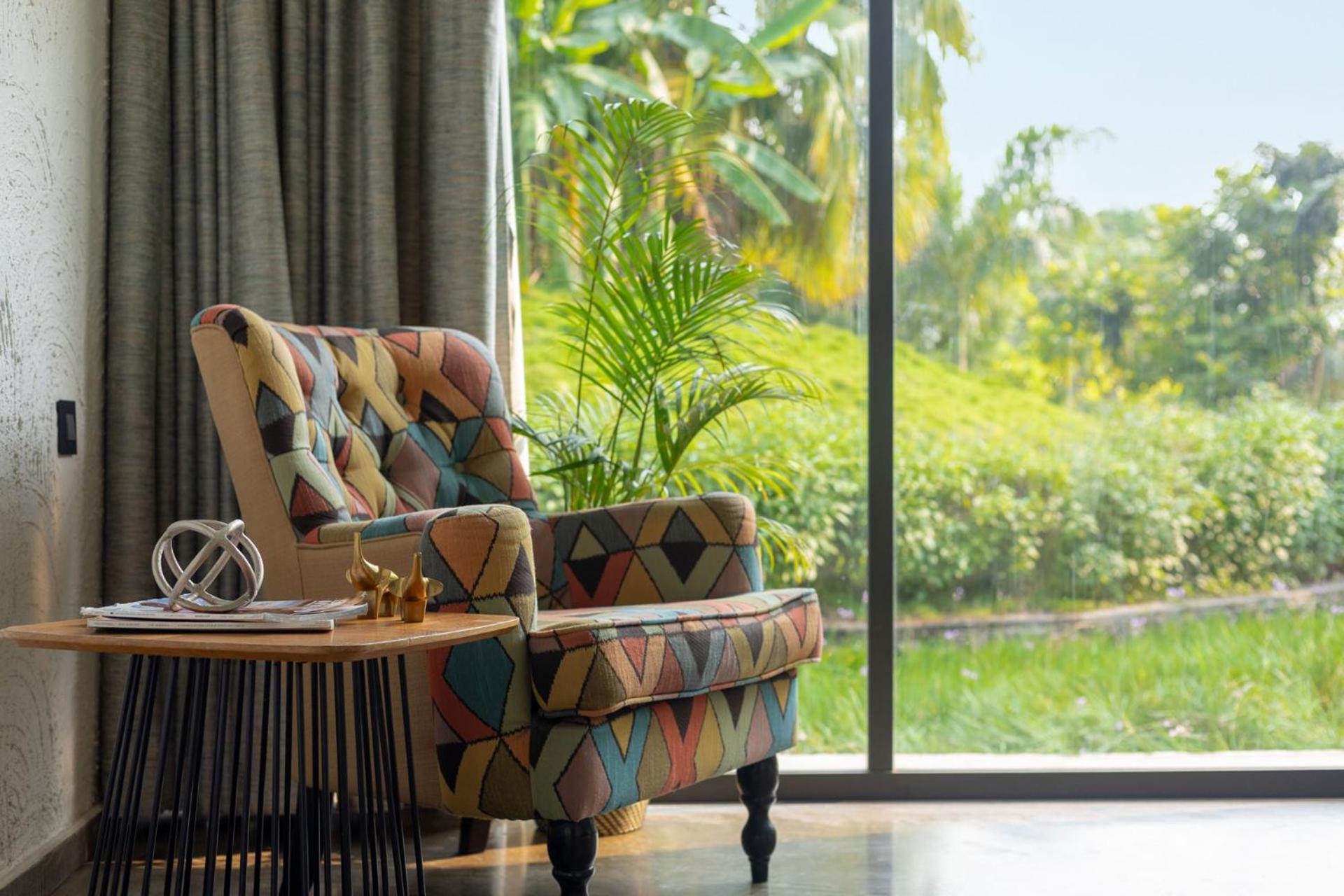 Open House By Stayvista - Nestled In Nature, Featuring A Swimming Pool & Expansive Lawn For A Serene Retreat Shikrapur Экстерьер фото