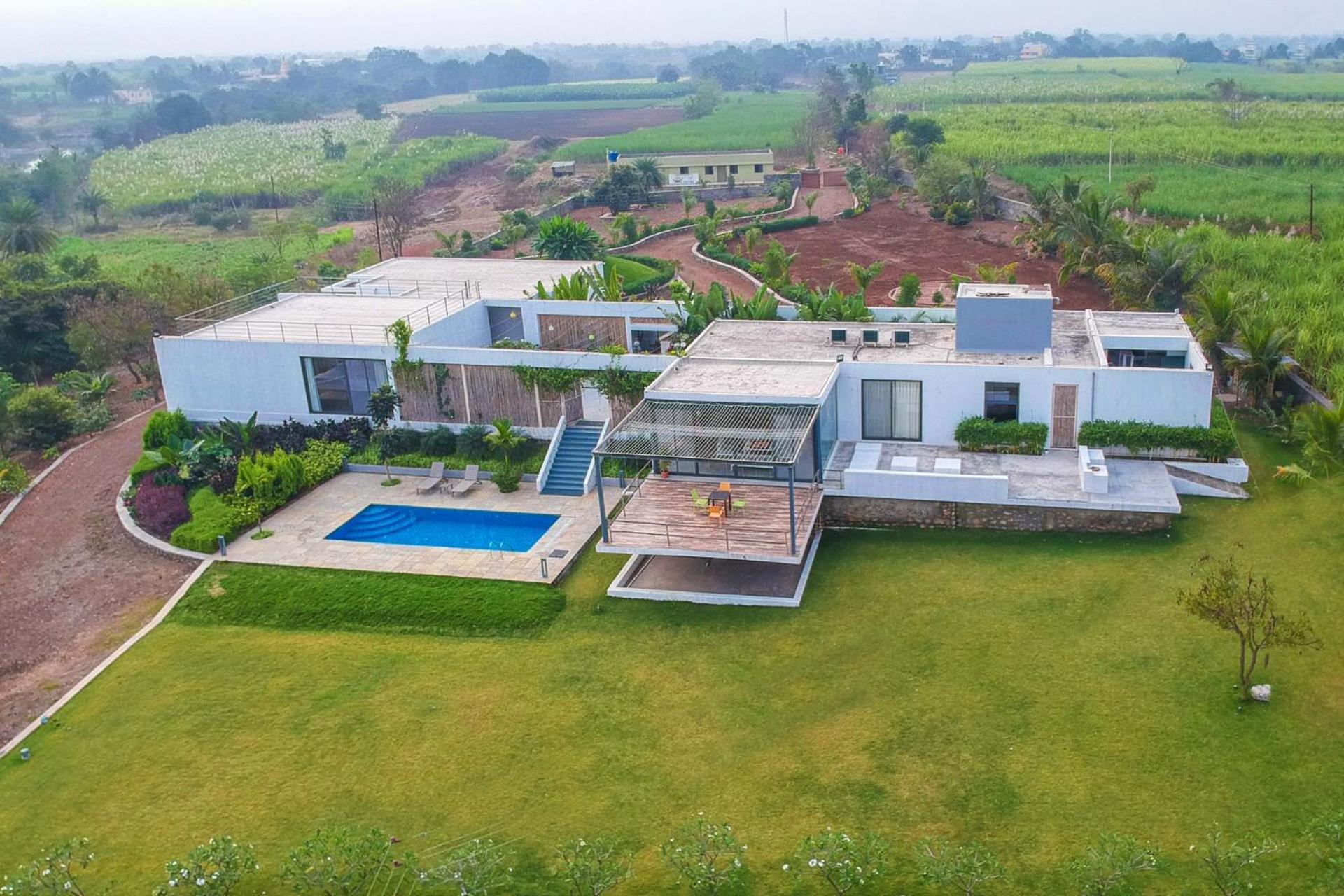 Open House By Stayvista - Nestled In Nature, Featuring A Swimming Pool & Expansive Lawn For A Serene Retreat Shikrapur Экстерьер фото